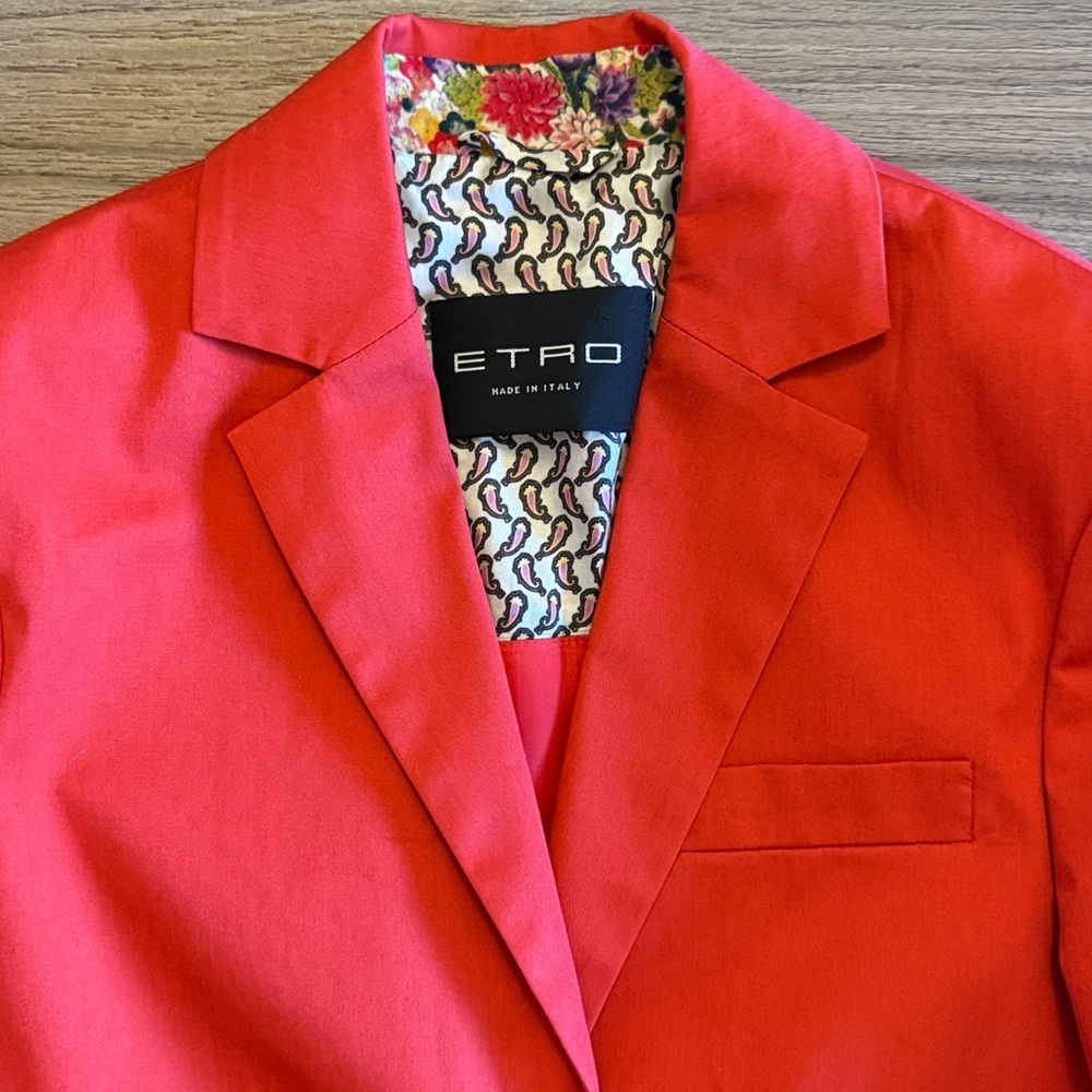 Etro Vibrant Red Jacket With Patterned Lining - image 2